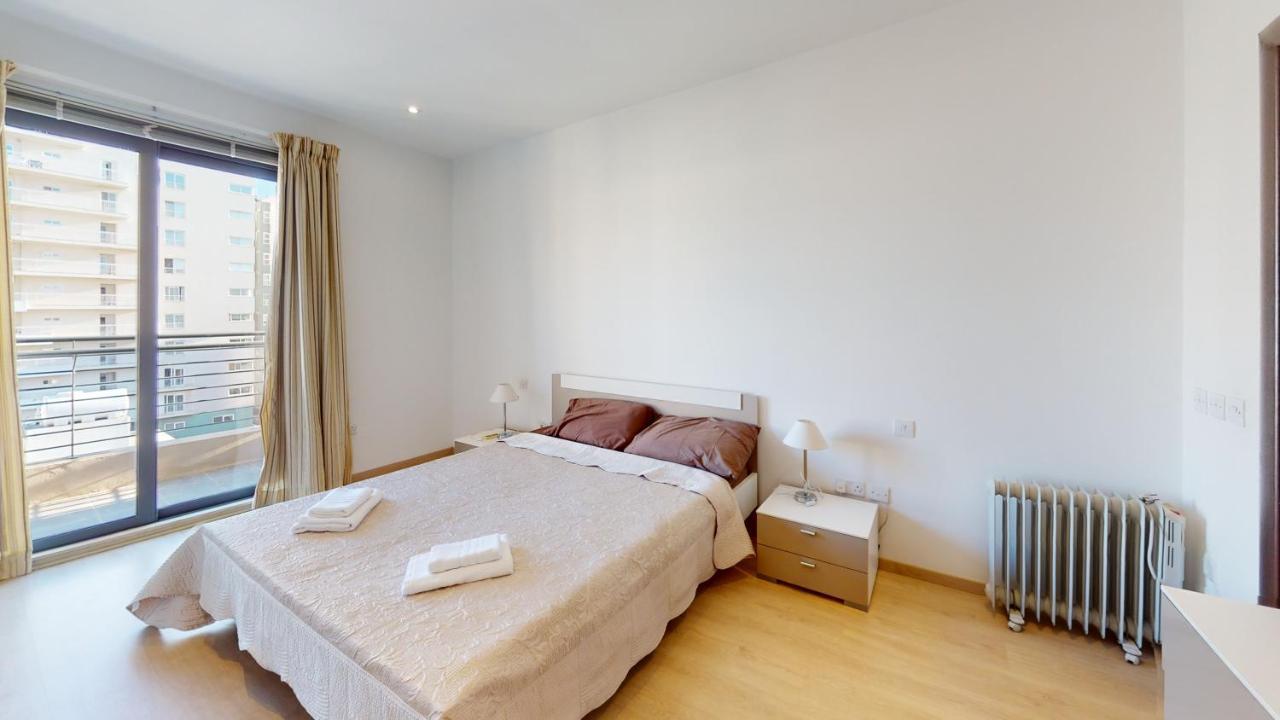 Spacious 2 Bedroom Apartment In Sliema Zewnętrze zdjęcie